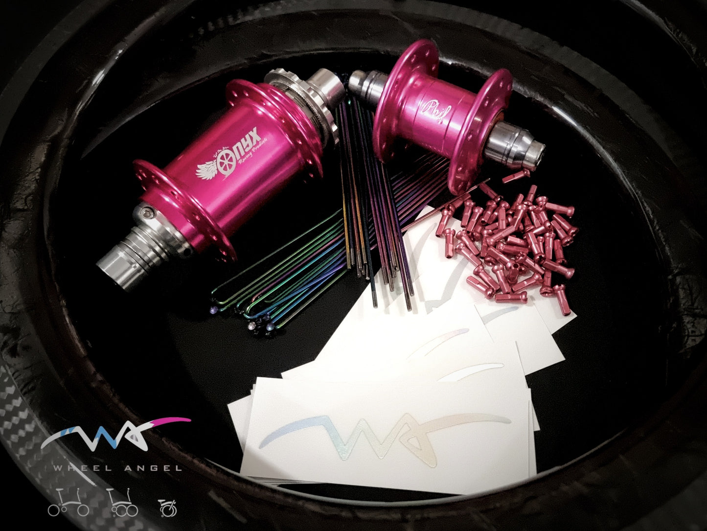 Brompton Phil Wood Onyx Carbon Wheels Pink Hubs